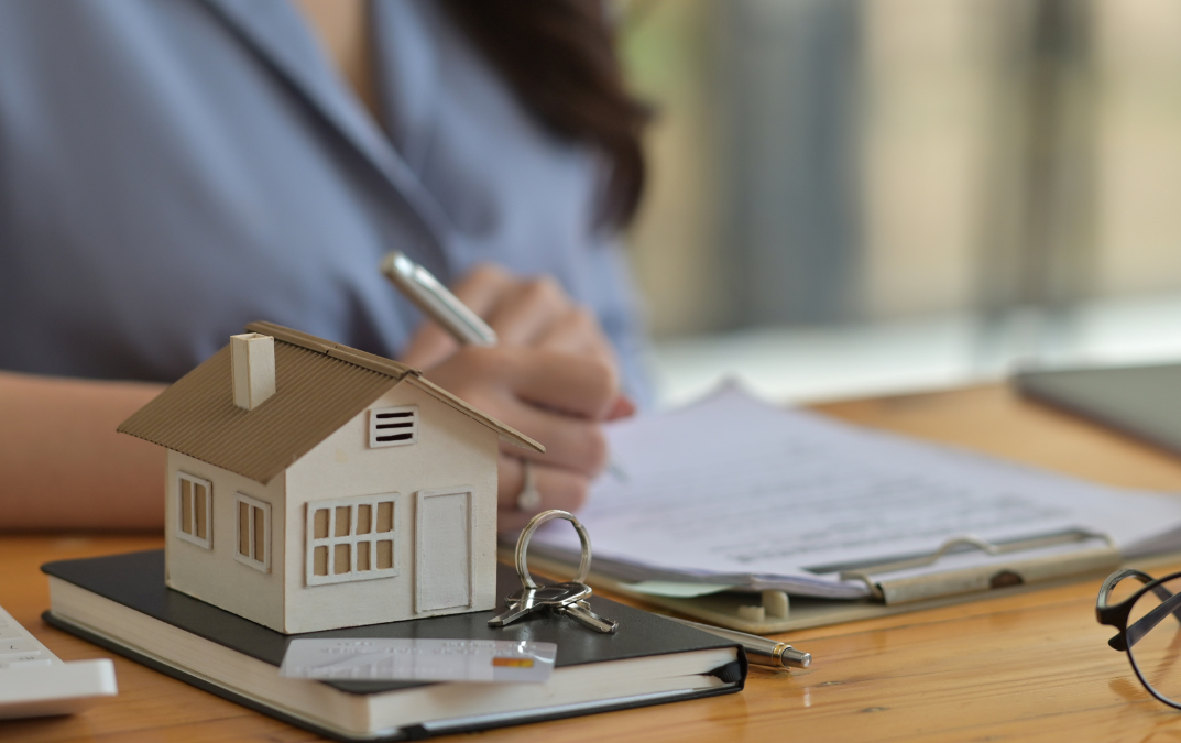 HELOC vs Cash-Out Refinance: Which Laser Mortgage Solution Adds More Value